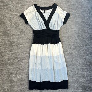 BCBGMaxAzria Black Gray and Cream Graphic Dress size XS stretchy